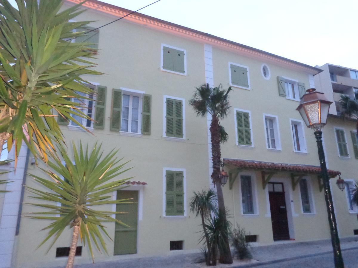 L'Ilot Fleuri Otel Le Lavandou Dış mekan fotoğraf