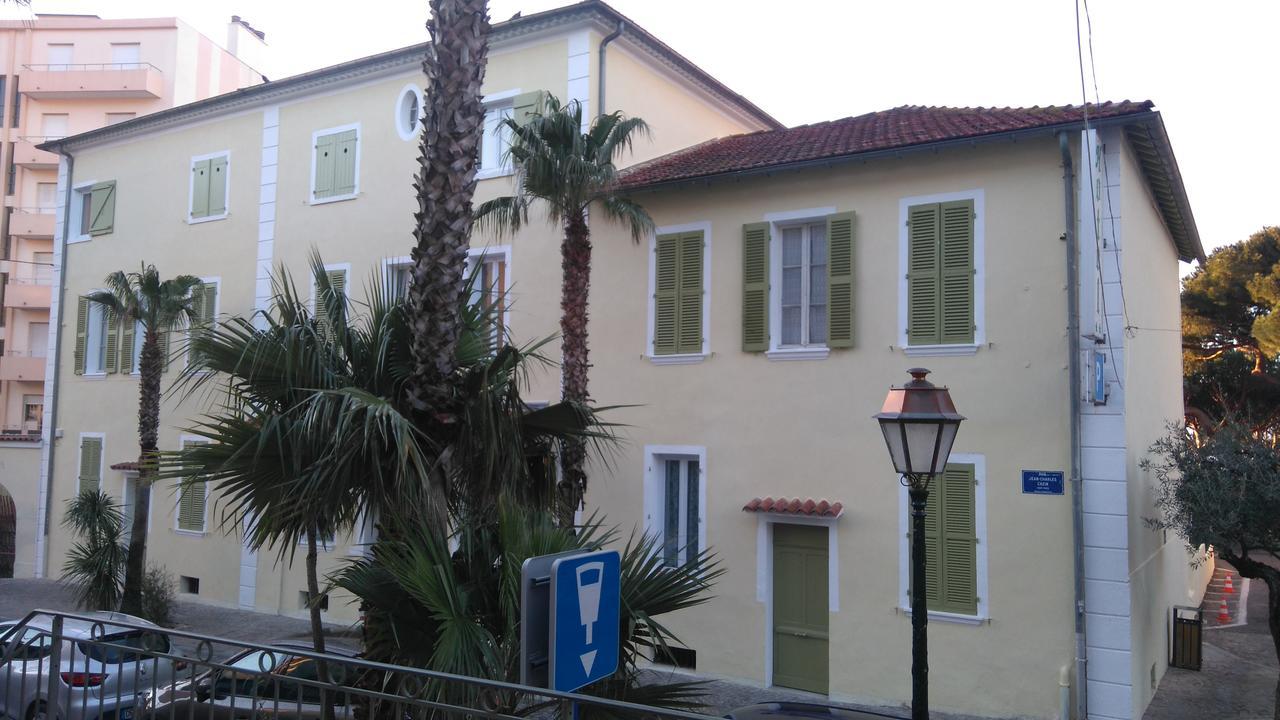 L'Ilot Fleuri Otel Le Lavandou Dış mekan fotoğraf